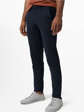 Lululemon Commission Pant Slim Size 33 Black